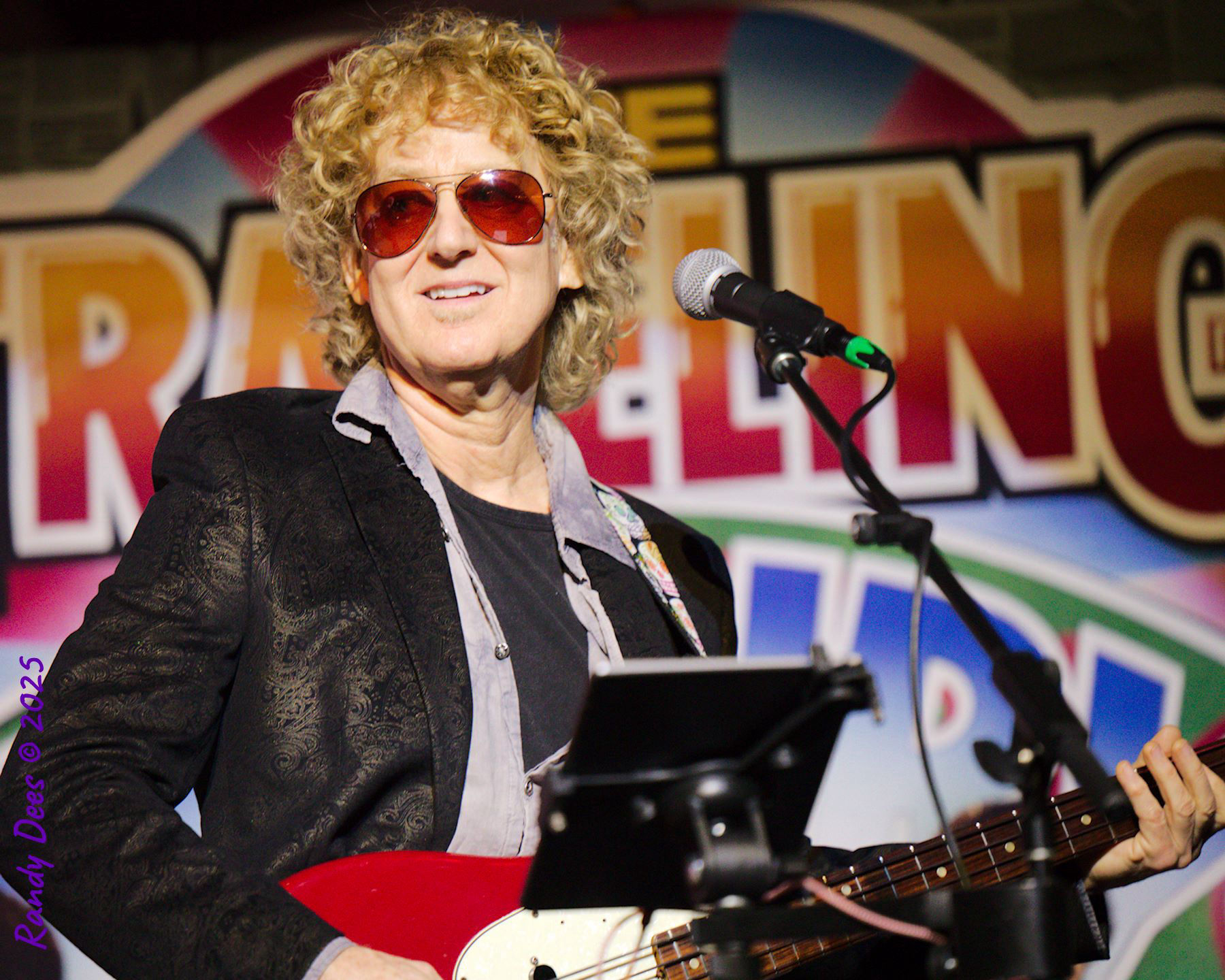 The Traveling Wilburys & Beyond