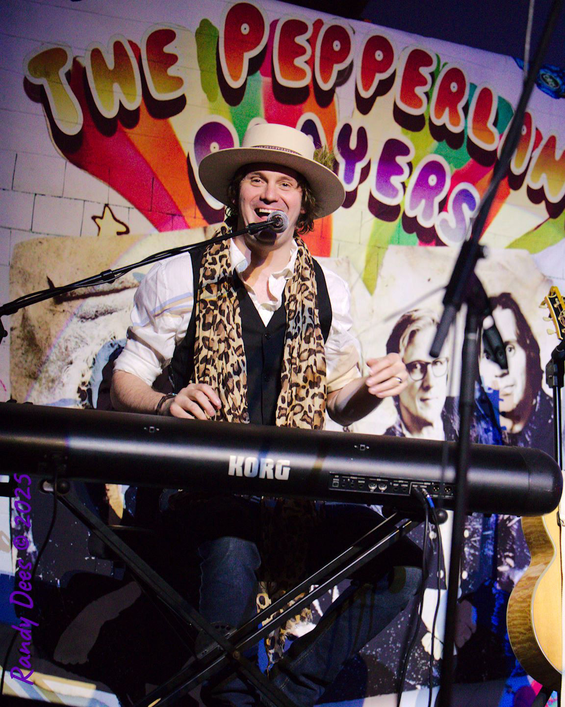 The Traveling Wilburys & Beyond