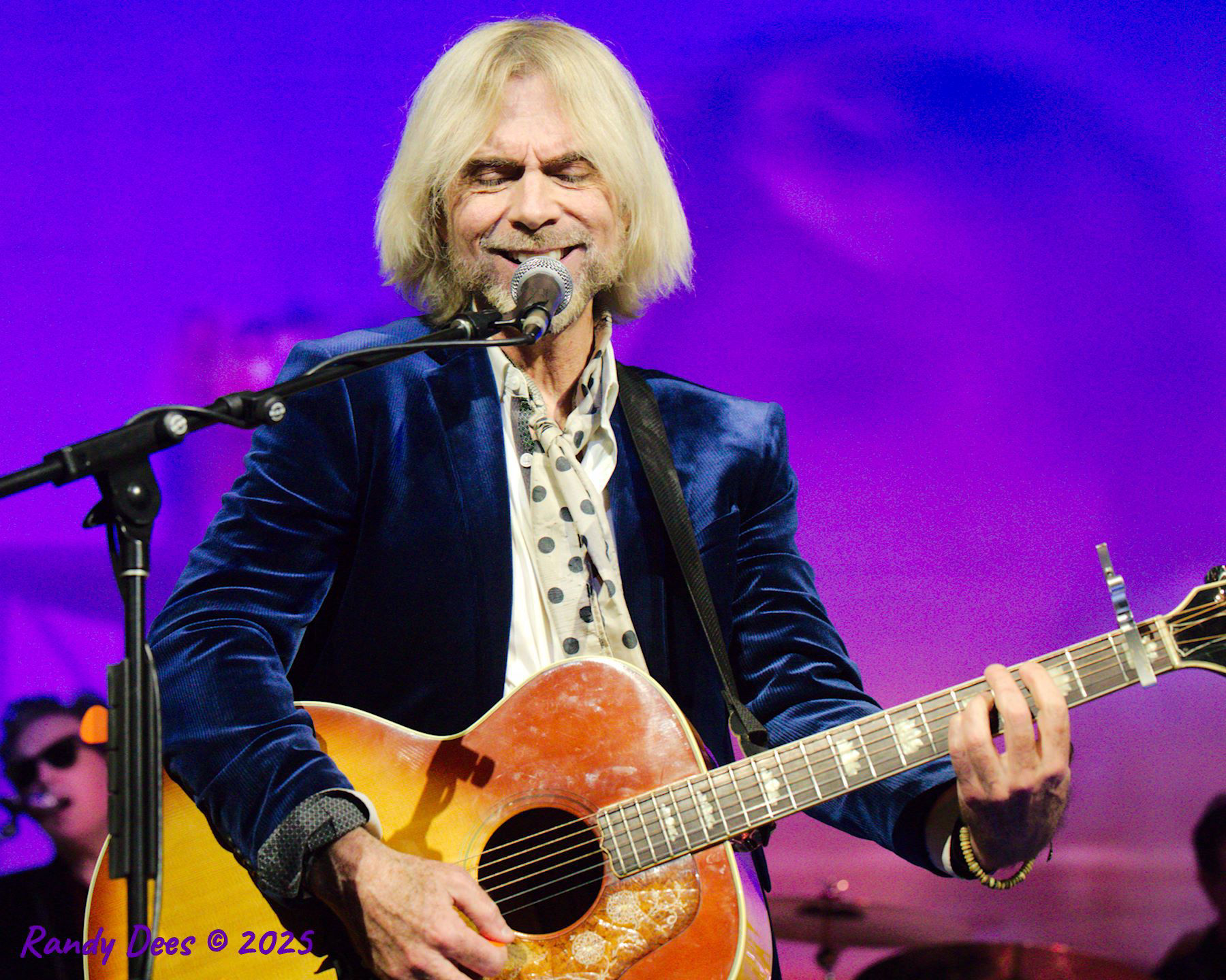 The Traveling Wilburys & Beyond