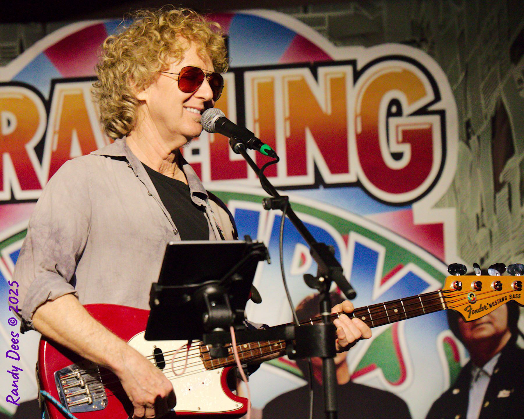 The Traveling Wilburys & Beyond