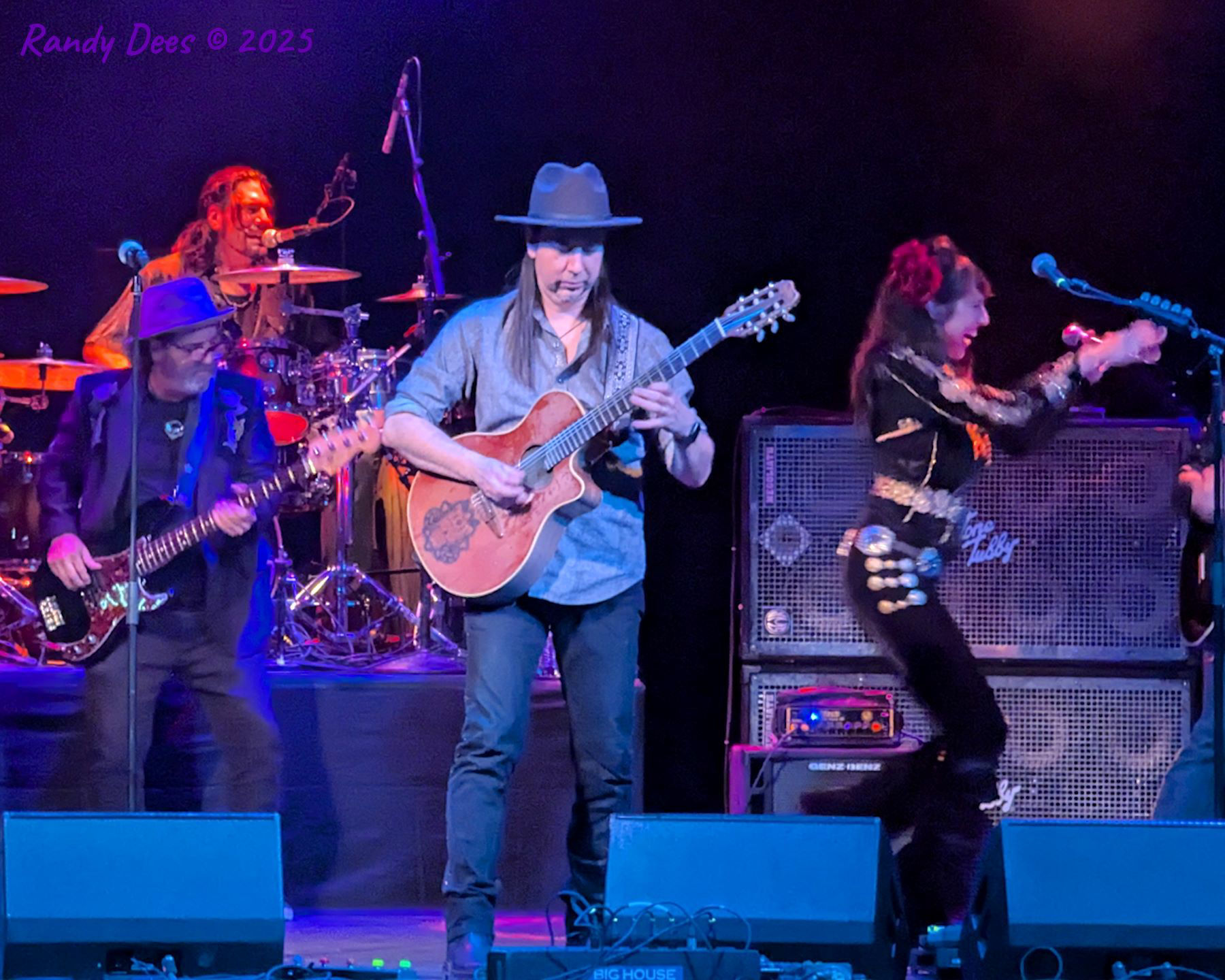 Los Lonely Boys / Del Castillo