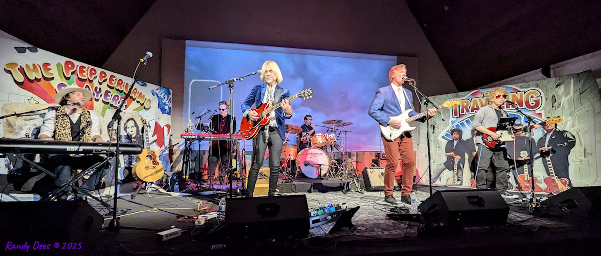 The Traveling Wilburys & Beyond